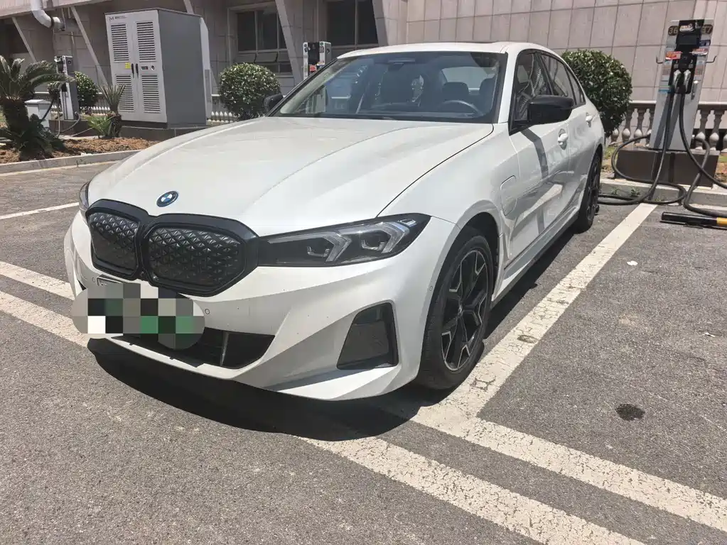 BMW i3 2024 — фото 1