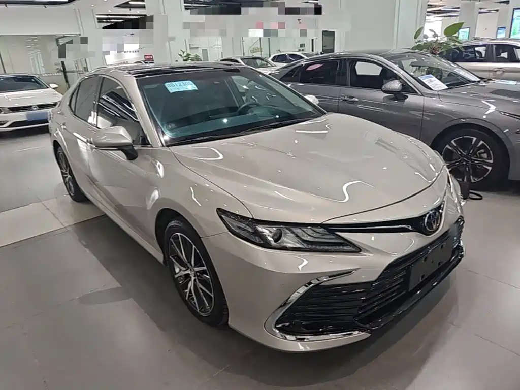 Toyota Camry 2022