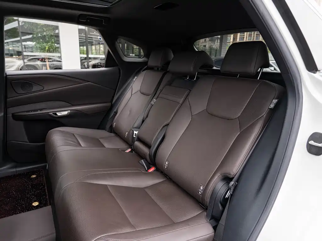 Lexus RX 2023 — фото 12