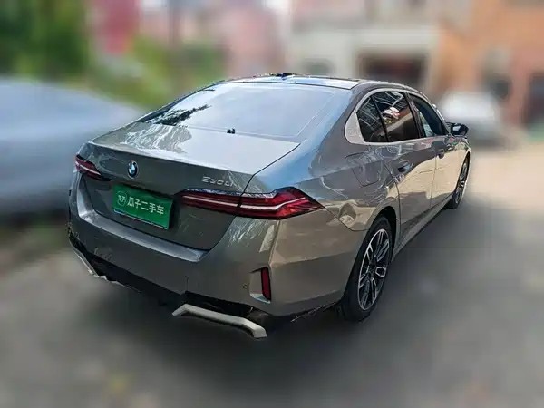 BMW 5 Series 2024