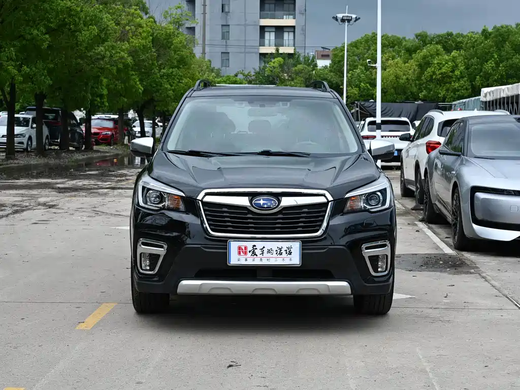 Subaru Forester 2019 — фото 2
