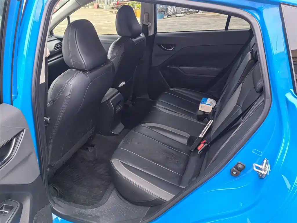 Subaru Crosstrek 2023 — фото 2