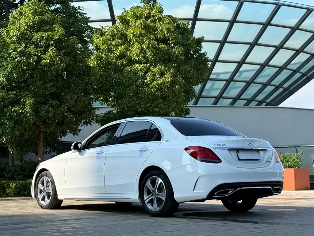 Mercedes-Benz C-Class 2020 — фото 9