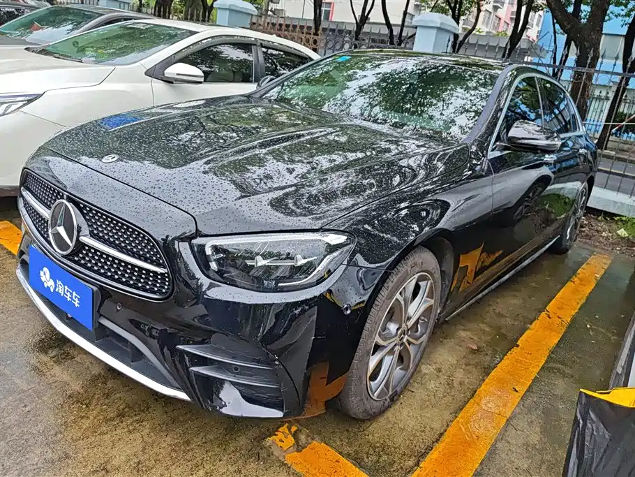 Mercedes-Benz E-Class 2021