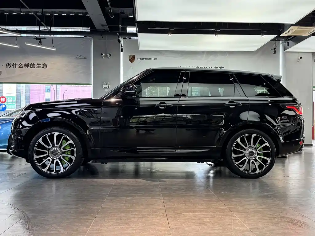 Land Rover Sport 2022 — фото 20