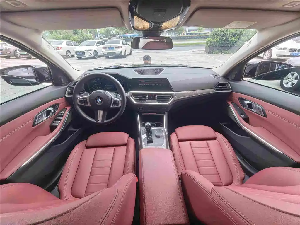 BMW 3 Series 2021