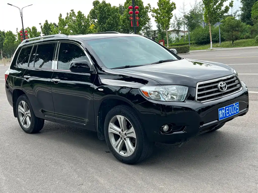 Toyota Highlander 2012 — фото 3