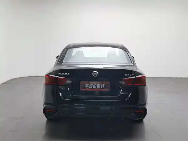 Nissan Teana 2021