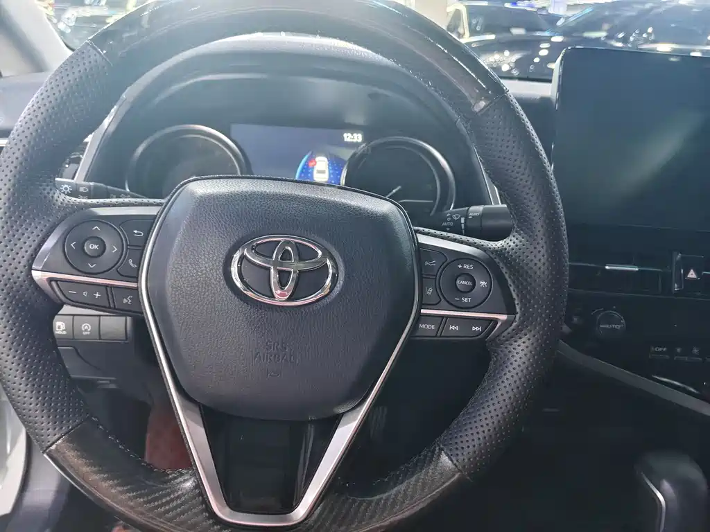 Toyota Camry 2023