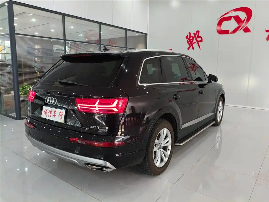 Audi Q7 2018 — фото 4