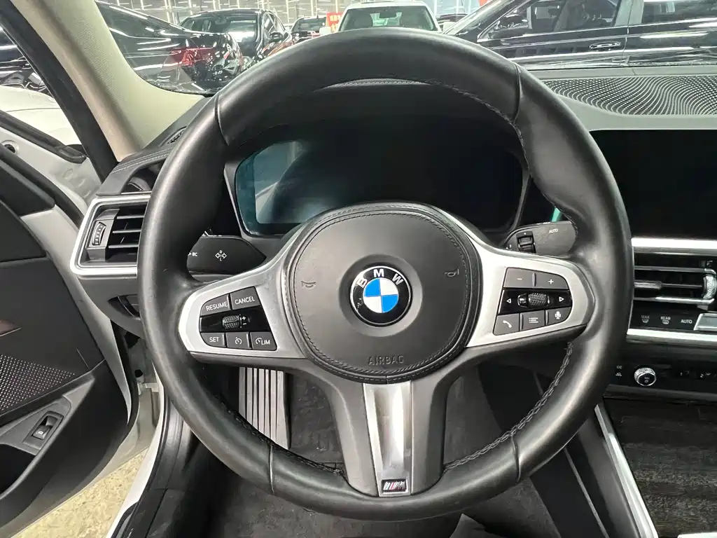 BMW 3 Series 2021 — фото 15