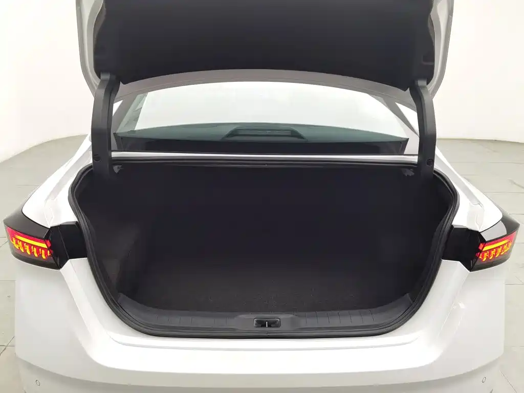 Nissan Teana 2026 — фото 16