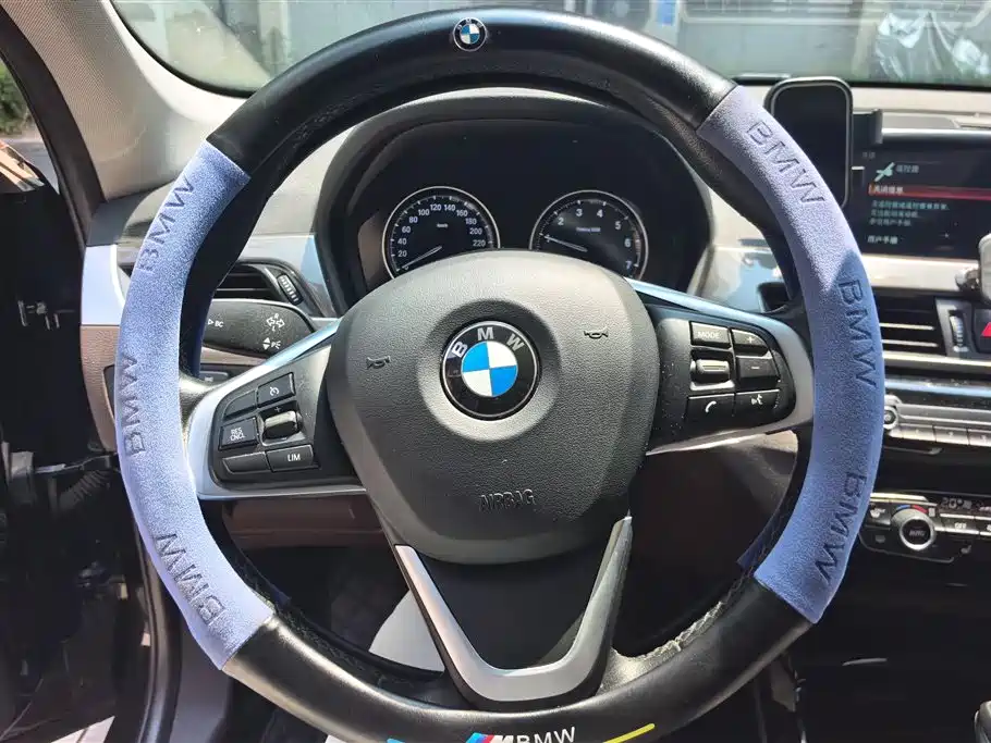 BMW X1 2019 — фото 15