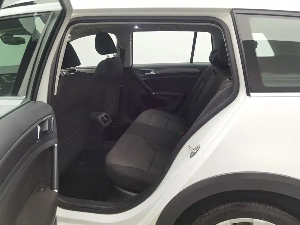 Volkswagen Golf 2019 — фото 15
