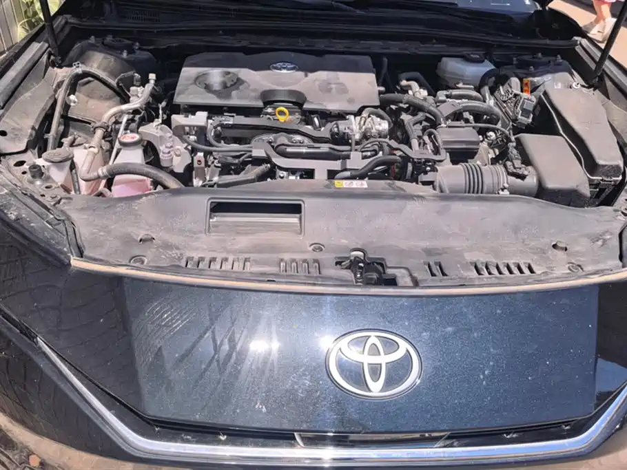 Toyota Camry 2024 — фото 10