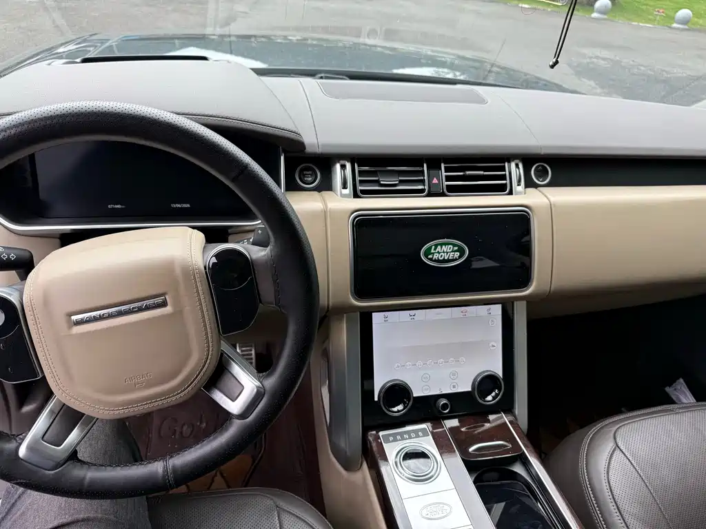 Land Rover Range Rover 2023 — фото 10