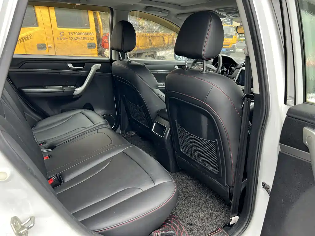 Haval H6 2015 — фото 12