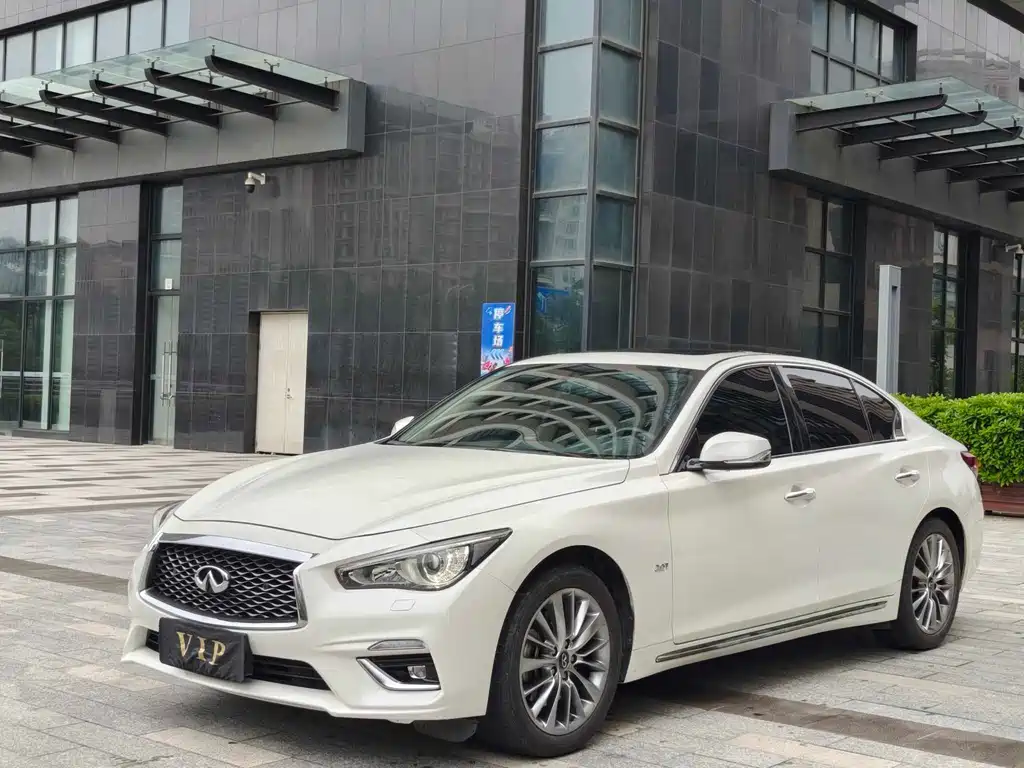Infiniti Q50L 2019 — фото 2