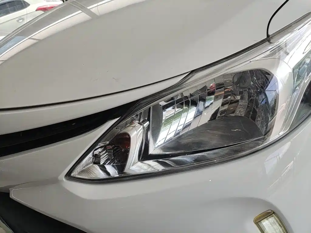 Toyota Vios 2017 — фото 24