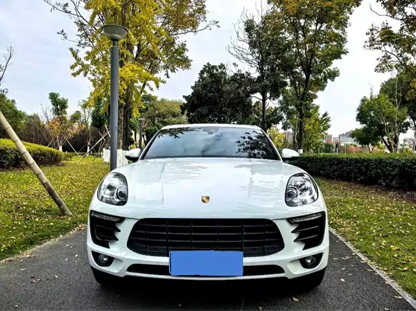 Porsche Macan 2016