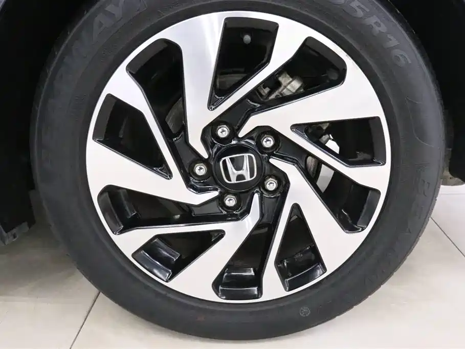 Honda Civic 2017 — фото 17