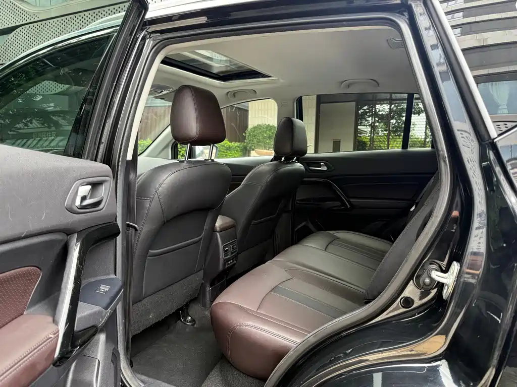GAC Trumpchi GS4 2019 — фото 10