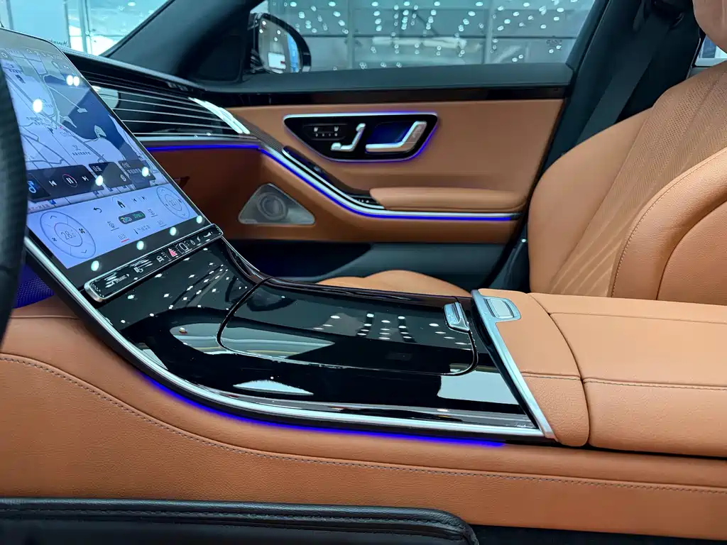 Mercedes-Benz S-Class 2024 — фото 18