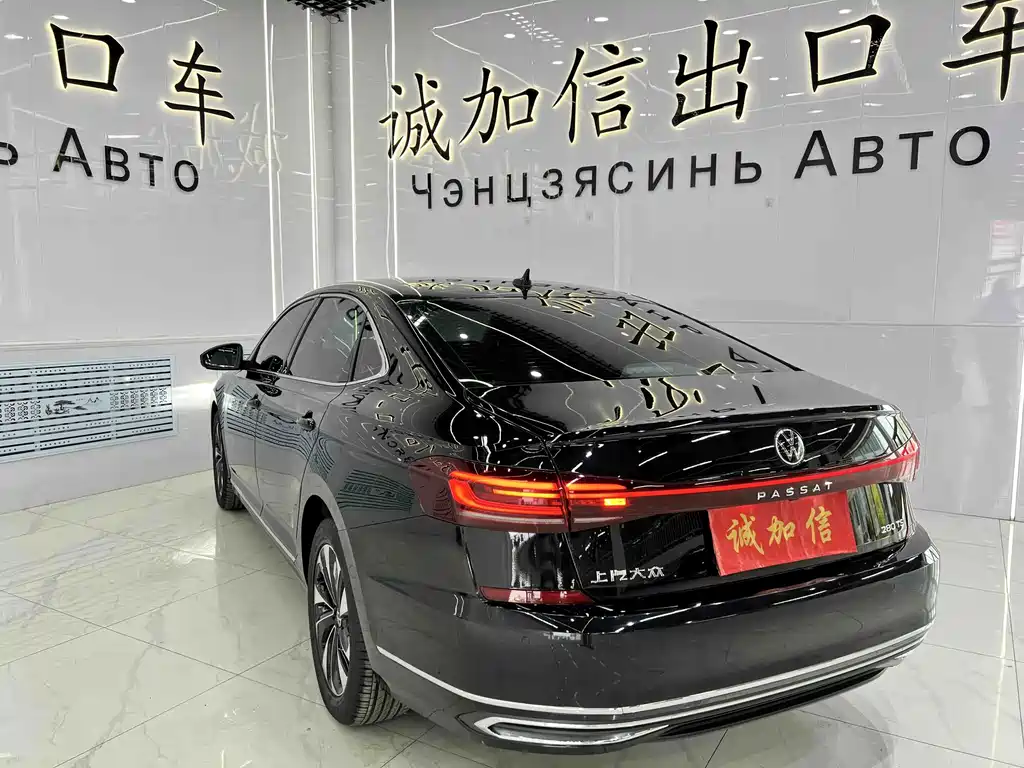 Volkswagen Passat 2022