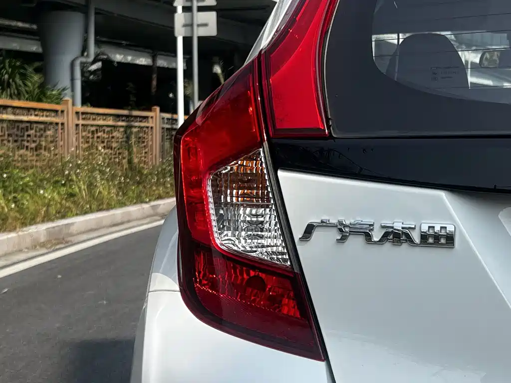 Honda Fit 2016 — фото 18
