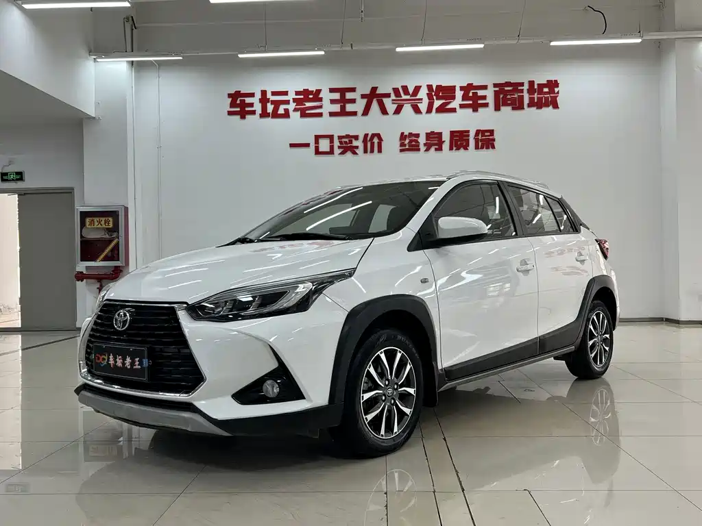 Toyota Yaris L 2020