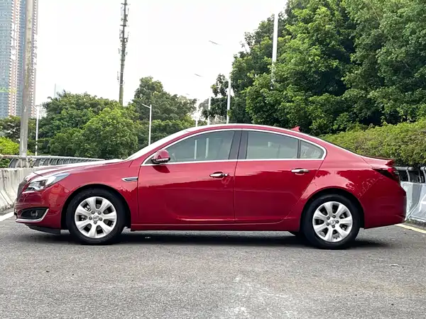 Buick Regal 2013
