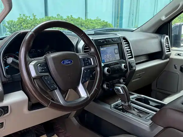 Ford F-150 Raptor 2020