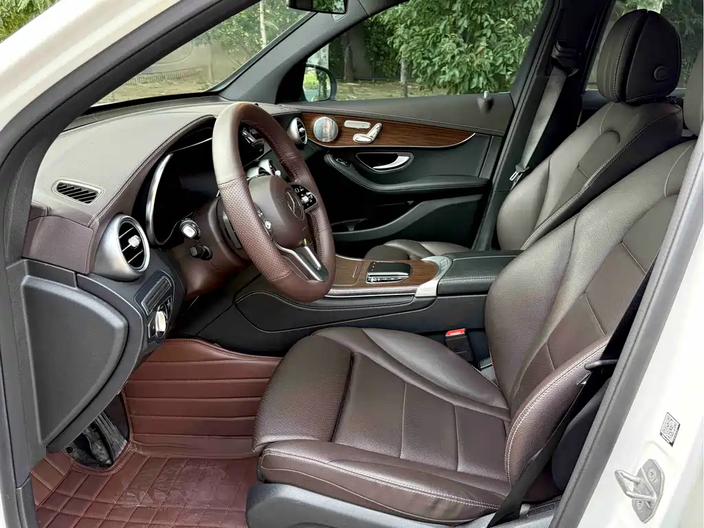 Mercedes-Benz GLC 2021 — фото 15