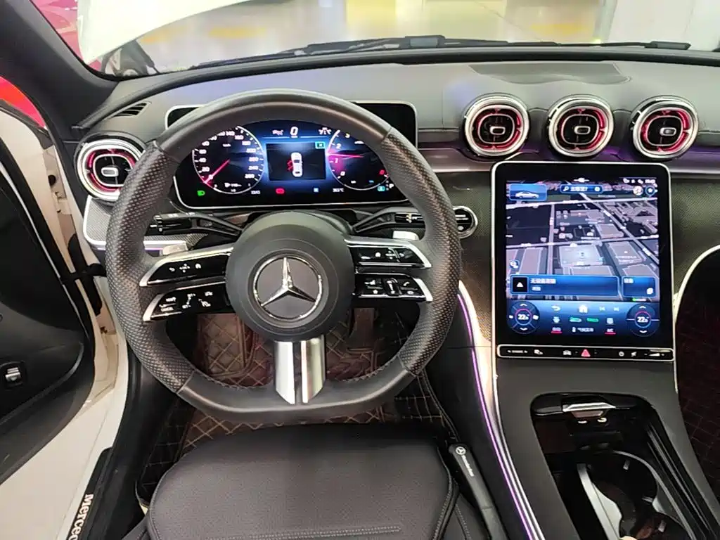 Mercedes-Benz C-Class 2023 — фото 11