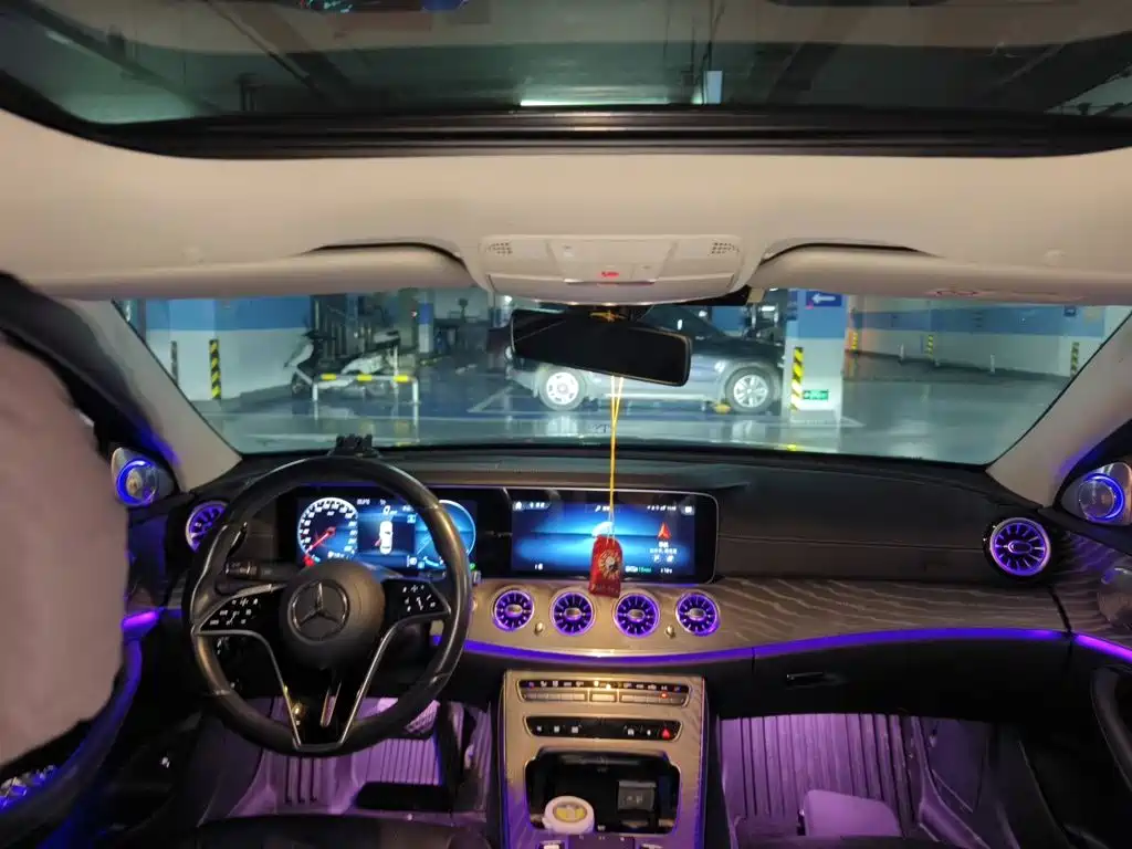 Mercedes-Benz E-Class 2020 — фото 14