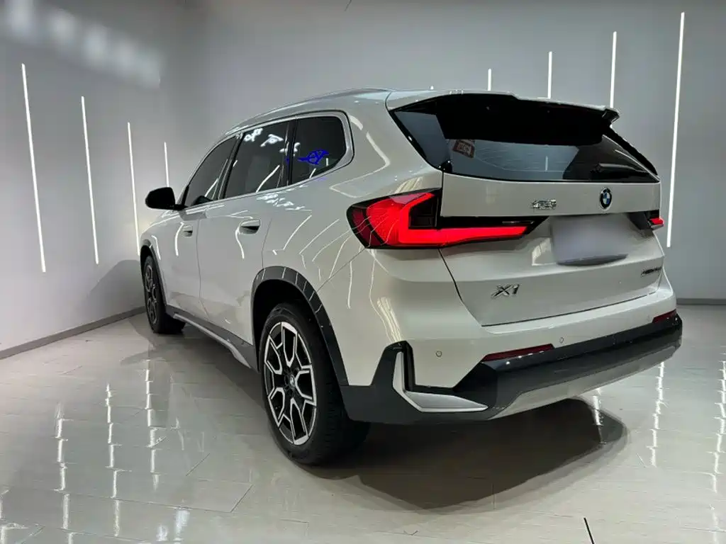 BMW X1 2024 — фото 8
