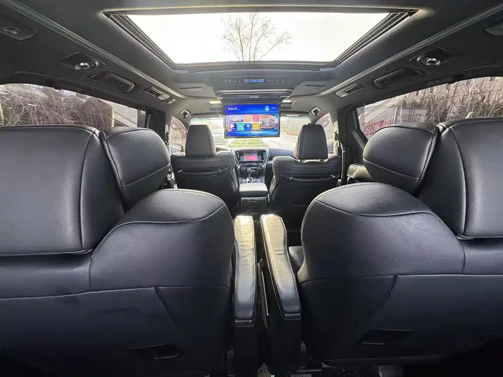 Toyota Alphard 2018 — фото 3