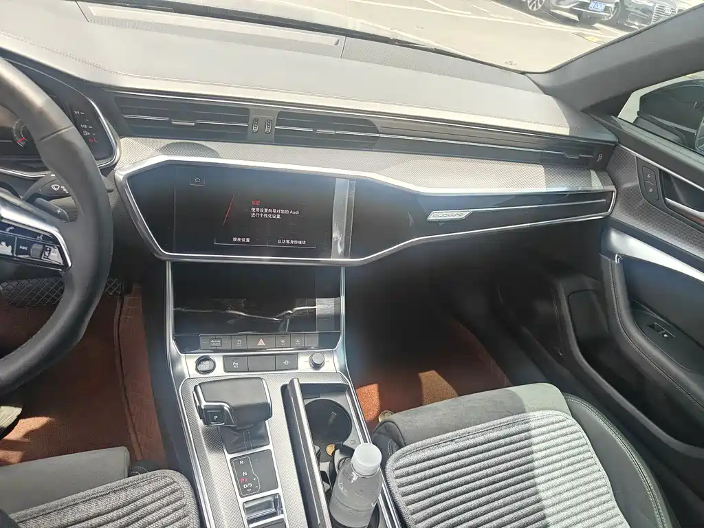 Audi A6L 2021