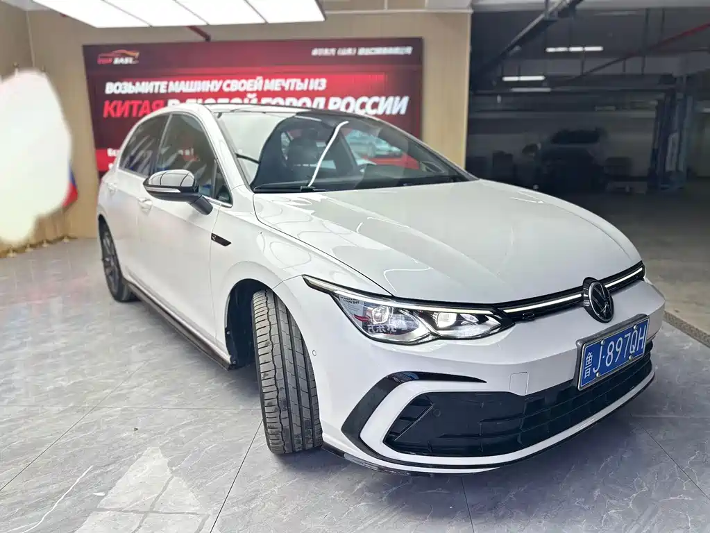 Volkswagen Golf 2023