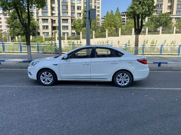 Changan Eado 2014