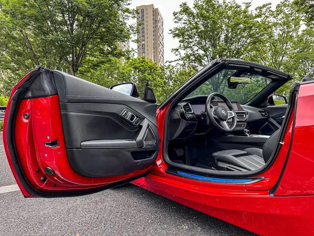 BMW Z4 2023 — фото 12