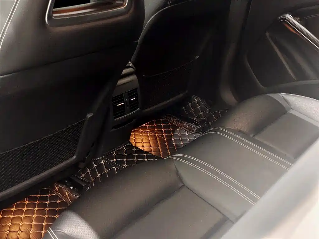 Mercedes-Benz GLA 2020 — фото 9