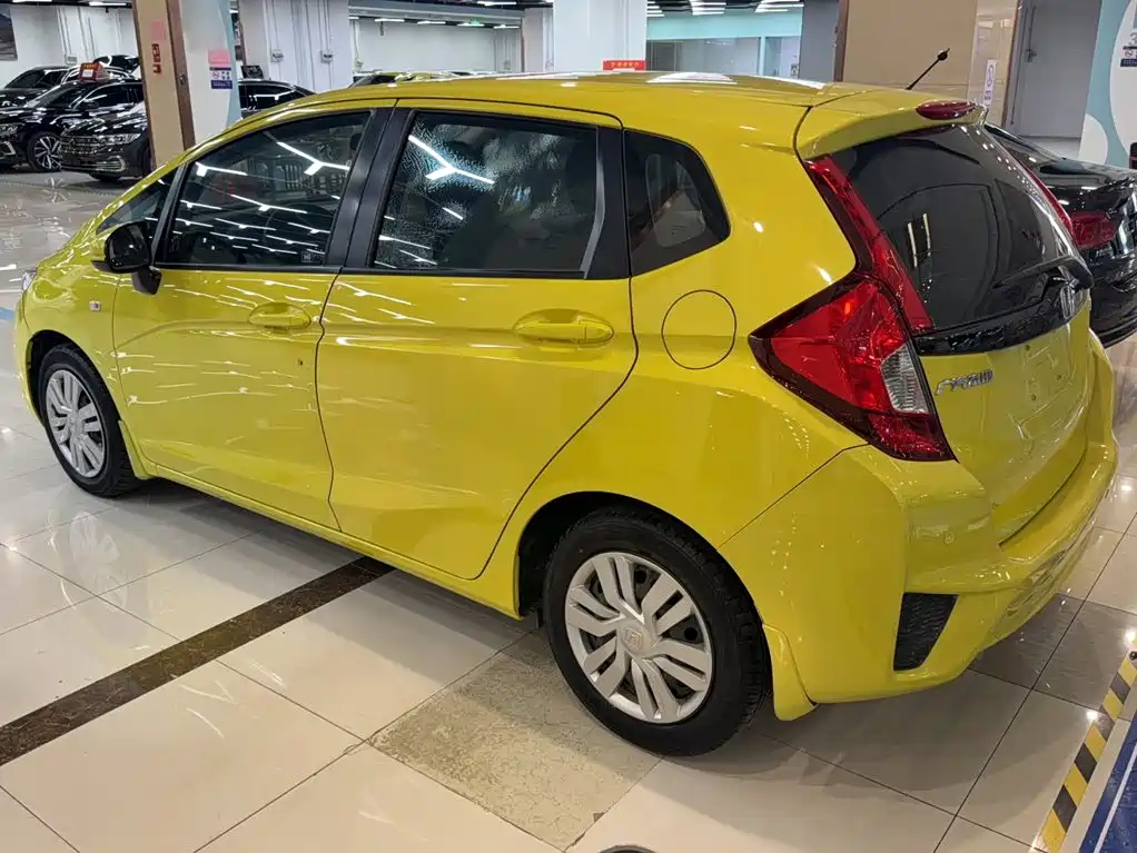 Honda Fit 2016