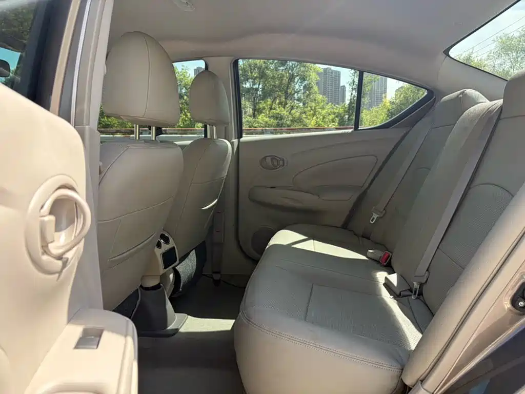 Nissan Sunny 2019 — фото 11