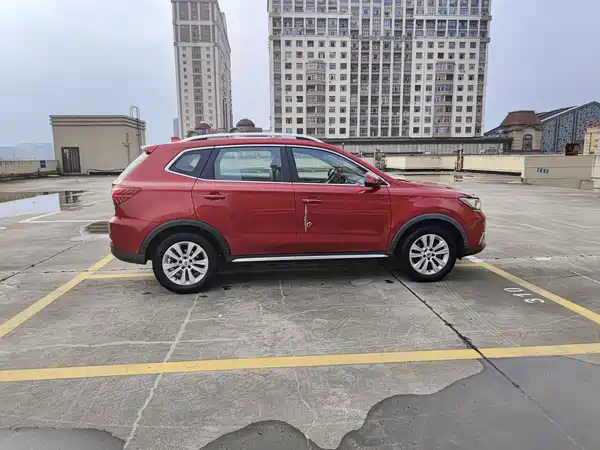 Roewe RX5 2016