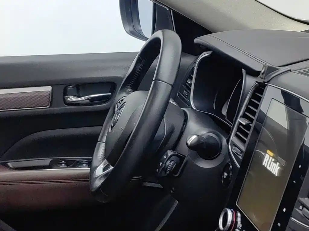 Renault Koleos 2018 — фото 22