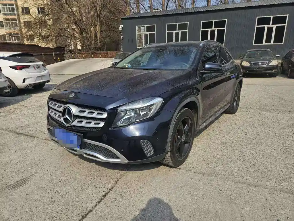 Mercedes-Benz GLA 2018 — фото 1