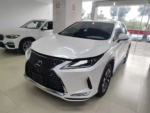 Lexus RX 2021