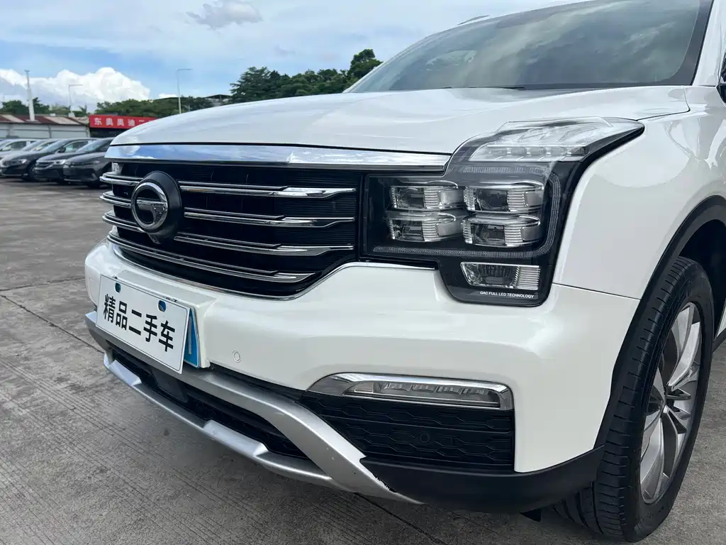GAC Motor Trumpchi GS8 2017 — фото 16