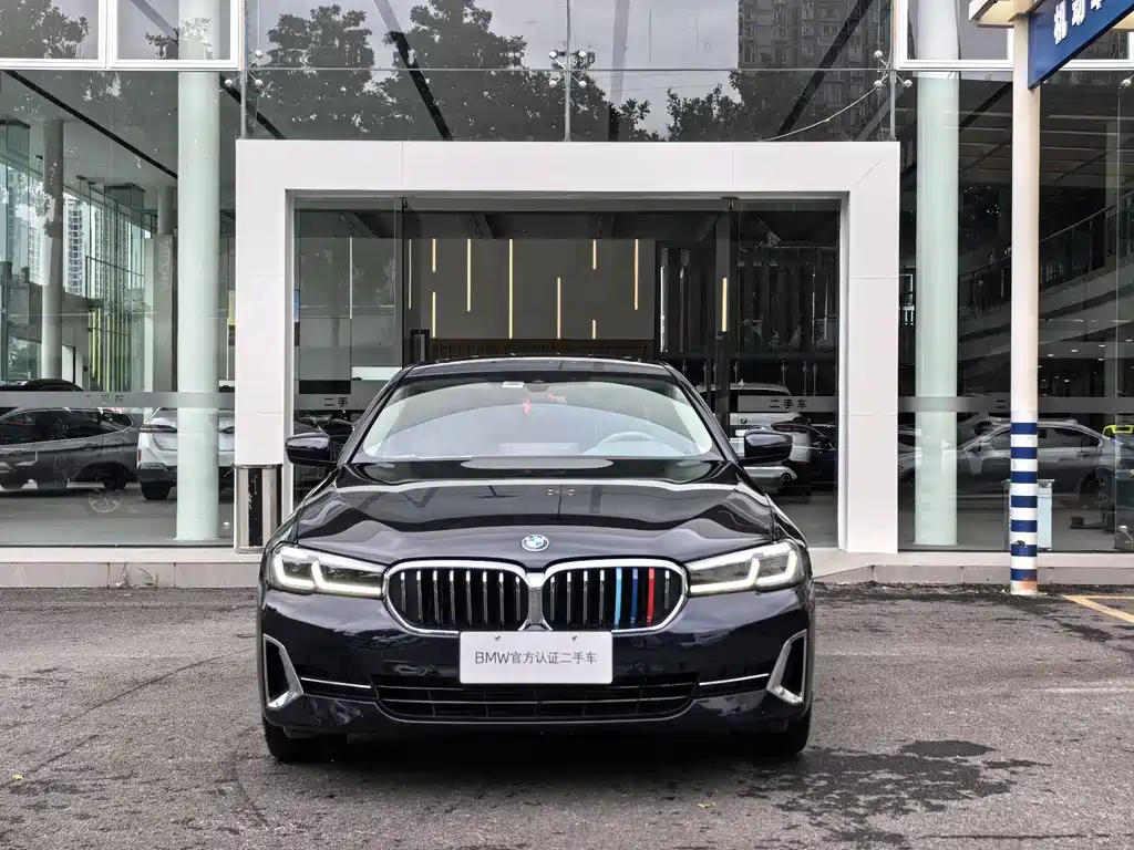 BMW 5 Series 2023